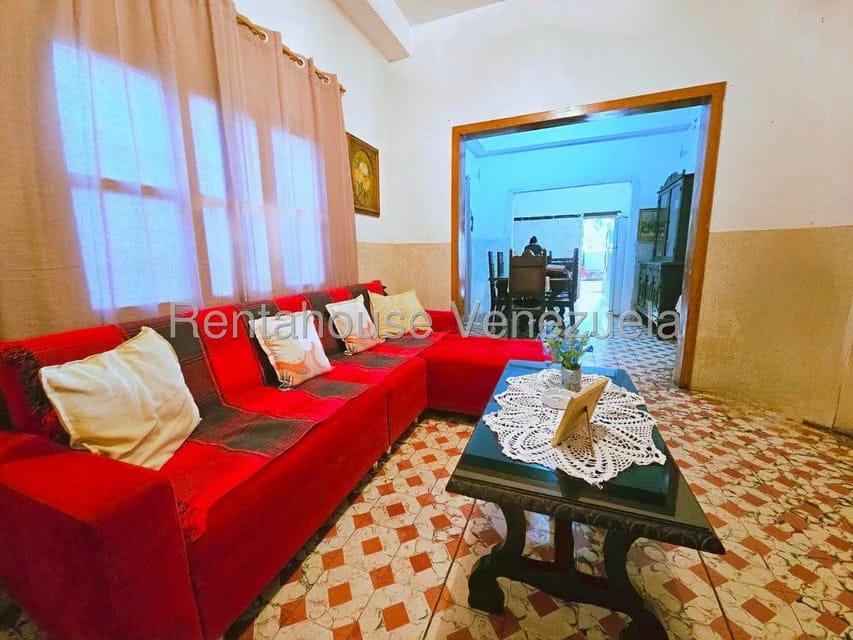 Casa (Colonial) en Venta en Centro Palo Negro, Aragua - 11
