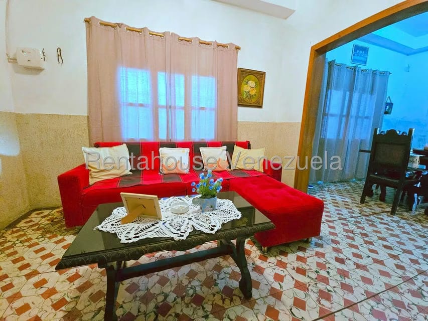Casa (Colonial) en Venta en Centro Palo Negro, Aragua - 12