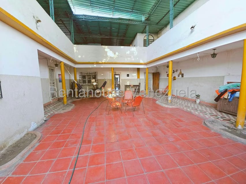 Casa (Colonial) en Venta en Centro Palo Negro, Aragua - 34