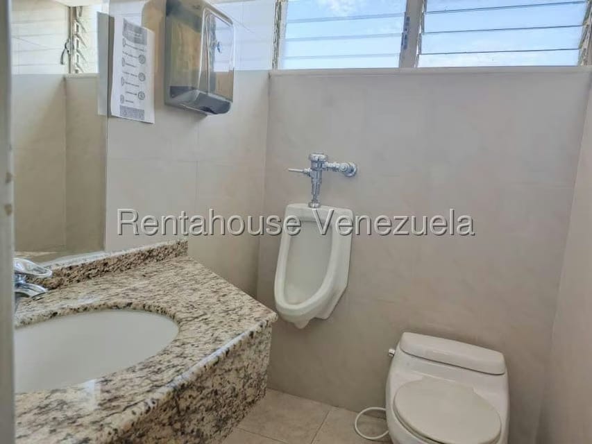 Comercial (Local Comercial) en Alquiler en 5 de Julio, Zulia - 26