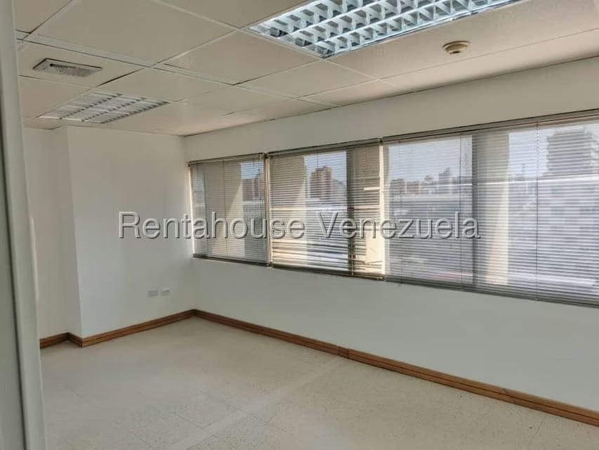 Comercial (Local Comercial) en Alquiler en 5 de Julio, Zulia - 6