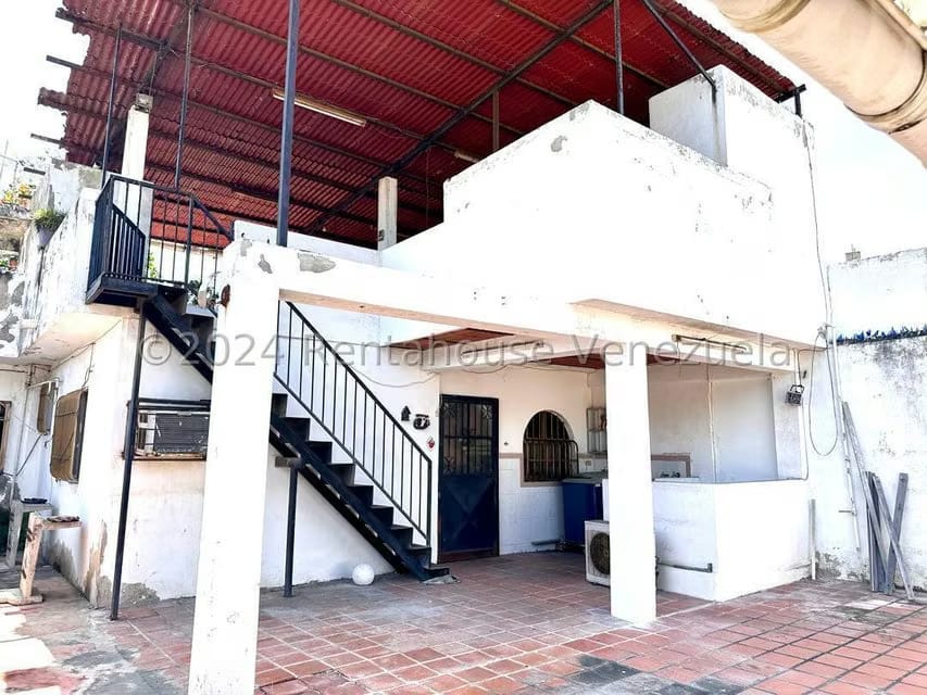 Casa (Multipes Niveles) en Venta en La Atlantida, Vargas - 15