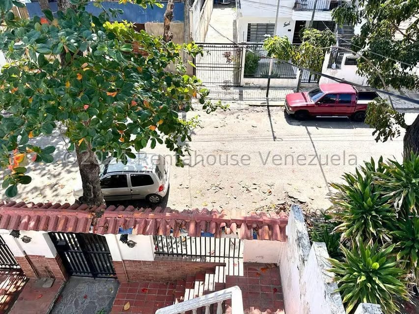 Casa (Multipes Niveles) en Venta en La Atlantida, Vargas - 30