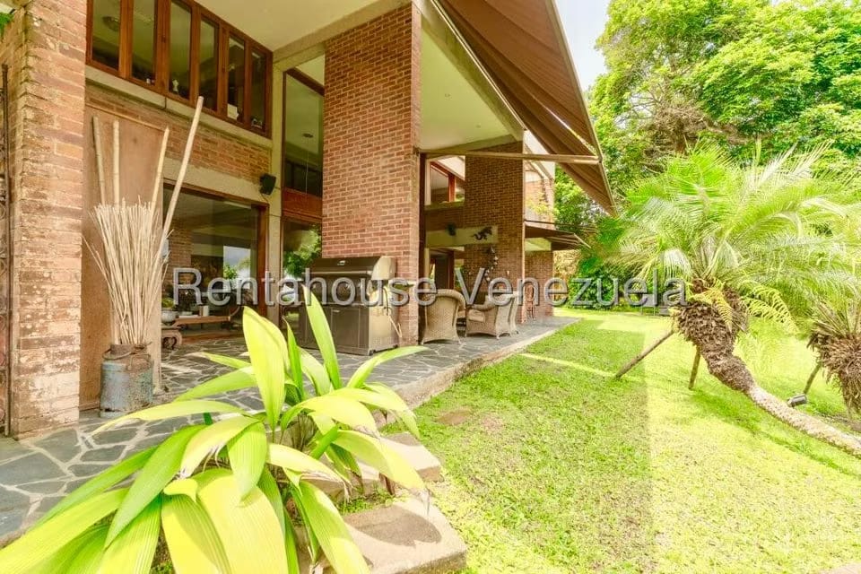 Casa (Duplex) en Venta en La Lagunita Country Club, Distrito Metropolitano - 24
