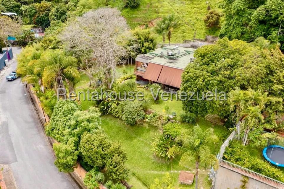 Casa (Duplex) en Venta en La Lagunita Country Club, Distrito Metropolitano - 4