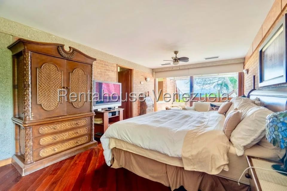 Casa (Duplex) en Venta en La Lagunita Country Club, Distrito Metropolitano - 37