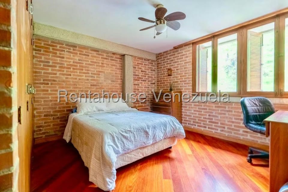 Casa (Duplex) en Venta en La Lagunita Country Club, Distrito Metropolitano - 50