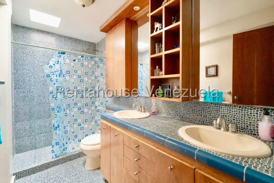 Casa (Duplex) en Venta en La Lagunita Country Club, Distrito Metropolitano - 54