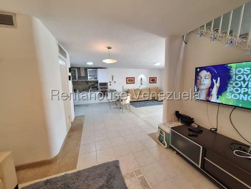 Casa (Duplex) en Venta en Puerto Encantado, Miranda - 18