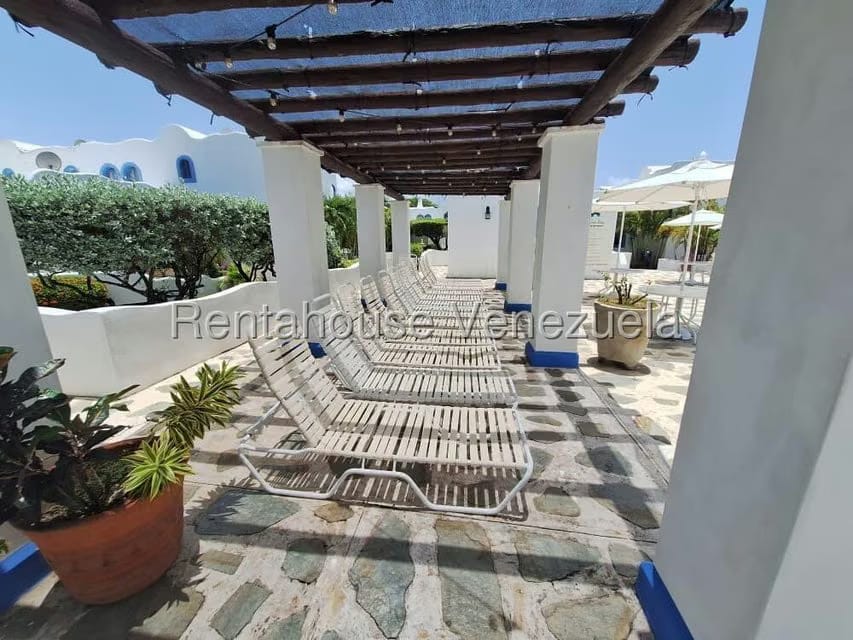 Casa (Duplex) en Venta en Puerto Encantado, Miranda - 39