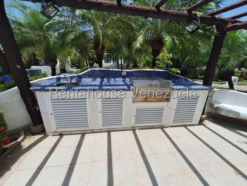 Casa (Duplex) en Venta en Puerto Encantado, Miranda - 9