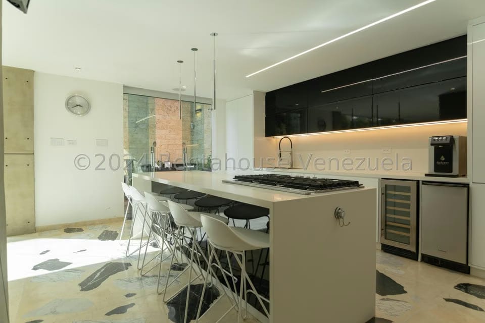 Casa (Duplex) en Venta en Los Naranjos del Cafetal, Distrito Metropolitano - 13