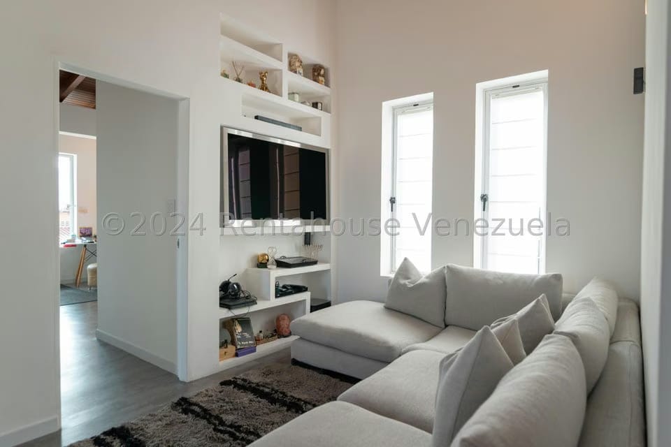 Casa (Duplex) en Venta en Los Naranjos del Cafetal, Distrito Metropolitano - 23