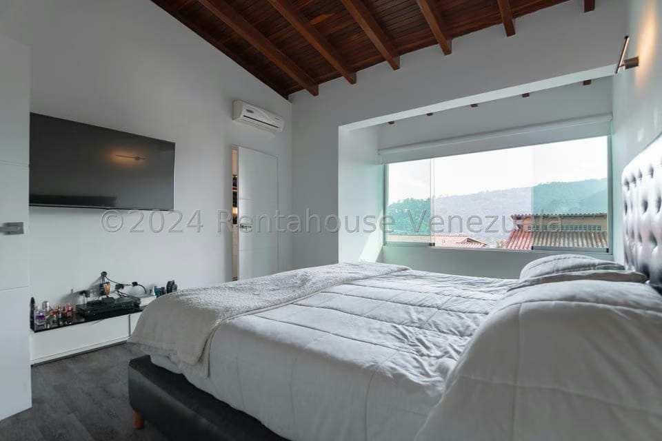 Casa (Duplex) en Venta en Los Naranjos del Cafetal, Distrito Metropolitano - 24