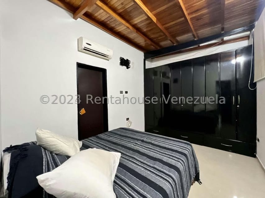 Casa (Duplex) en Venta en Los Naranjos del Cafetal, Distrito Metropolitano - 41