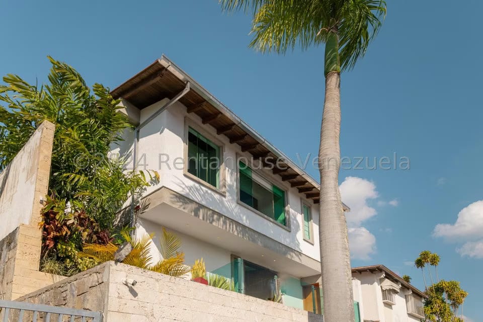 Casa (Duplex) en Venta en Los Naranjos del Cafetal, Distrito Metropolitano - 42