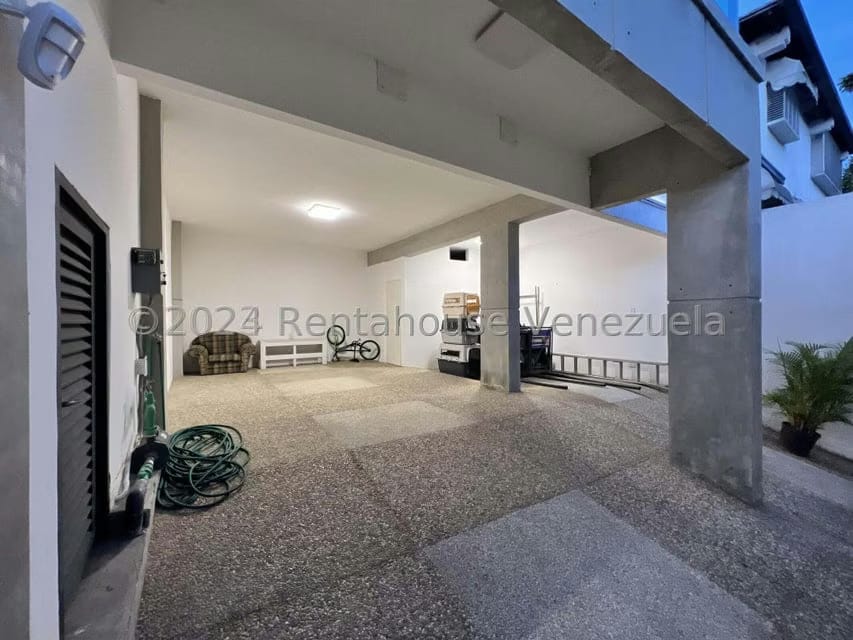 Casa (Duplex) en Venta en Los Naranjos del Cafetal, Distrito Metropolitano - 44