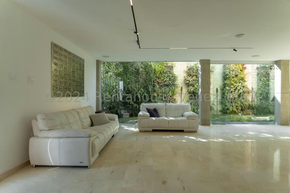Casa (Duplex) en Venta en Los Naranjos del Cafetal, Distrito Metropolitano - 6