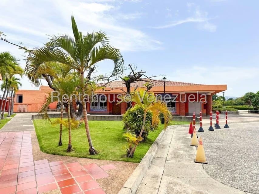Comercial (Local Comercial) en Venta en Ciudad Balneario Higuerote, Miranda - 15