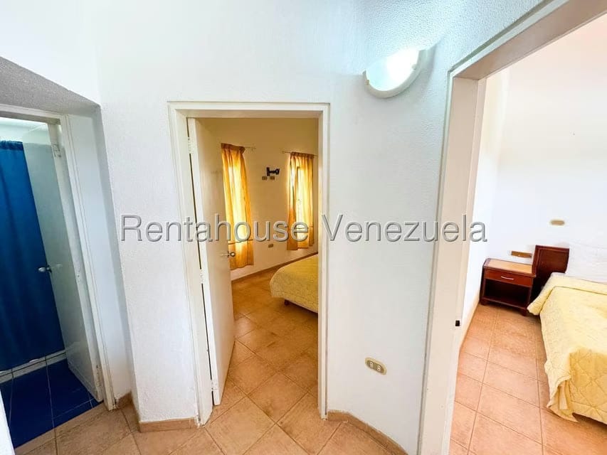 Comercial (Local Comercial) en Venta en Ciudad Balneario Higuerote, Miranda - 40