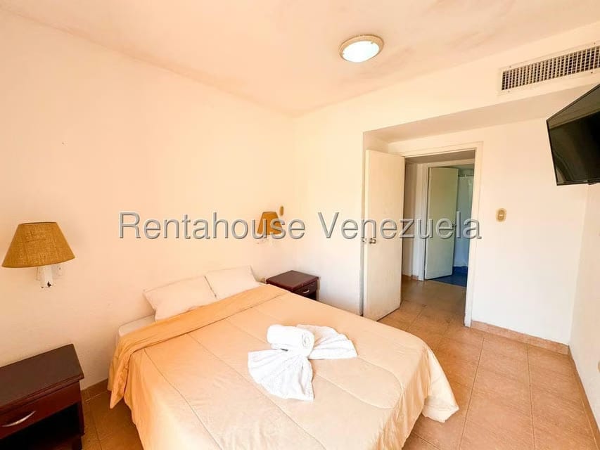 Comercial (Local Comercial) en Venta en Ciudad Balneario Higuerote, Miranda - 45