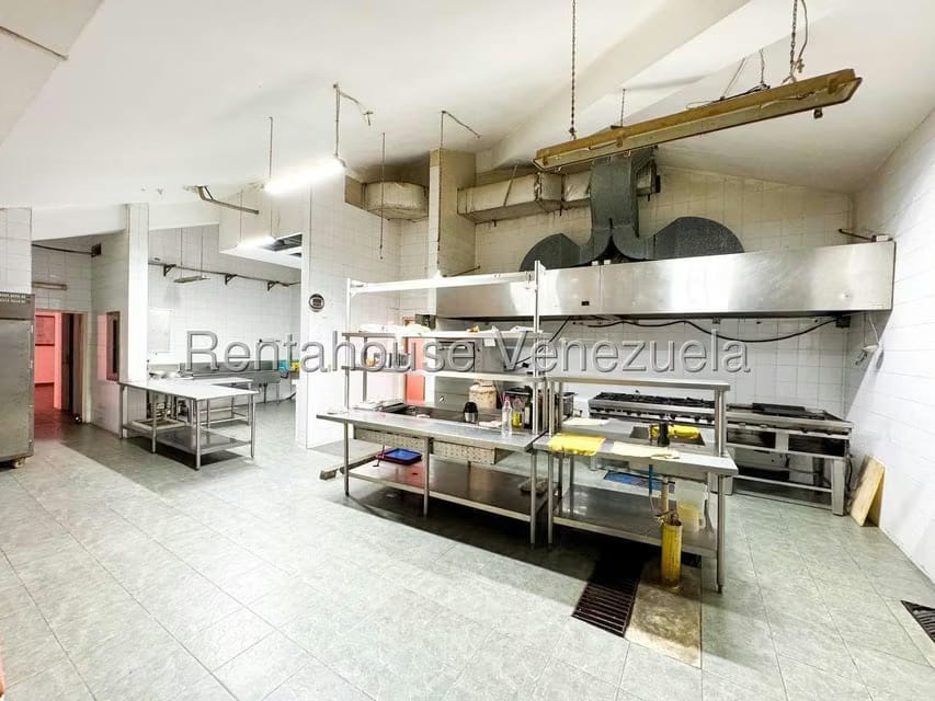 Comercial (Local Comercial) en Venta en Ciudad Balneario Higuerote, Miranda - 51
