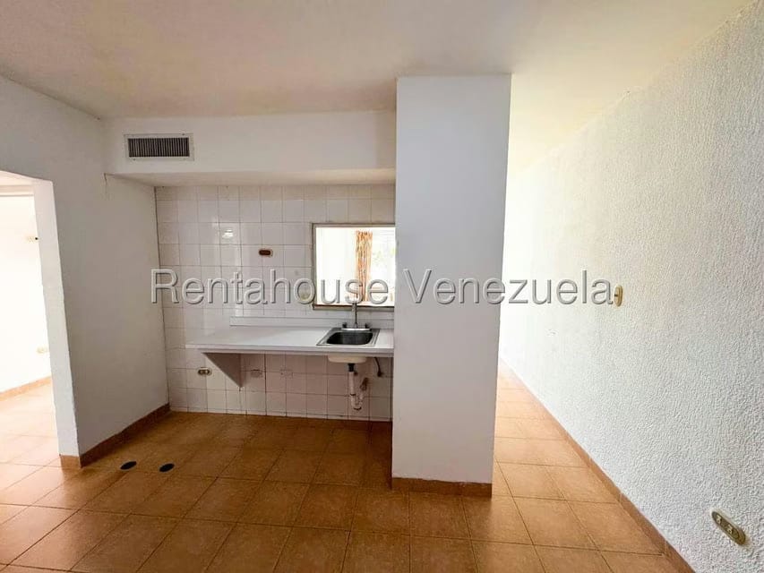 Comercial (Local Comercial) en Venta en Ciudad Balneario Higuerote, Miranda - 53