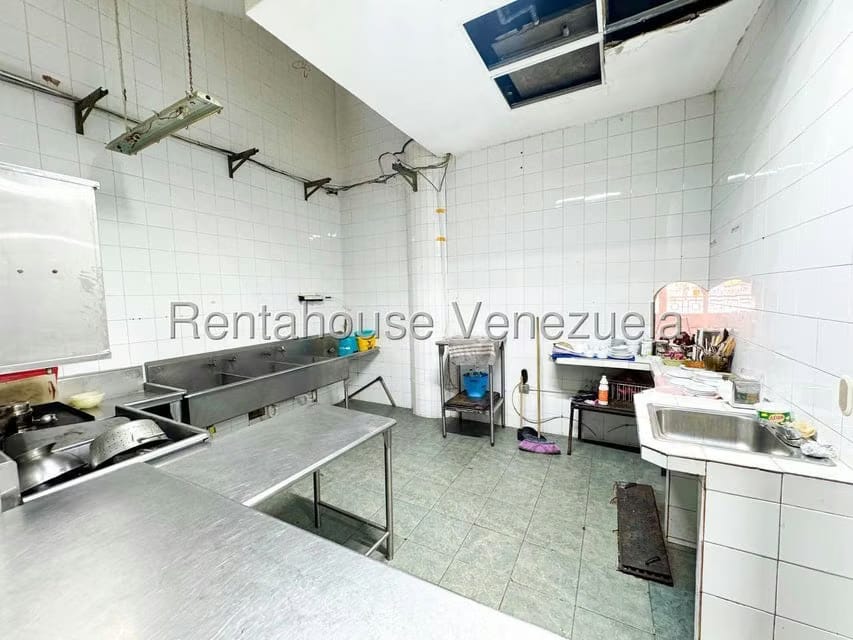 Comercial (Local Comercial) en Venta en Ciudad Balneario Higuerote, Miranda - 56