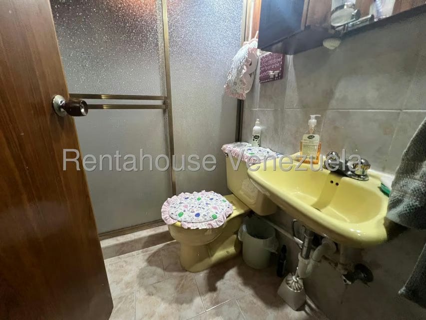 Casa (1 Nivel) en Venta en El Junquito, Distrito Metropolitano - 36