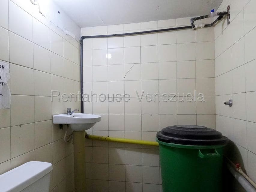 Comercial (Local Comercial) en Venta en Centro, Lara - 11