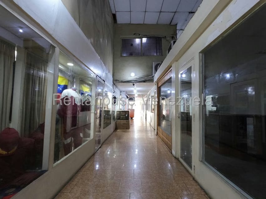 Comercial (Local Comercial) en Venta en Centro, Lara - 5