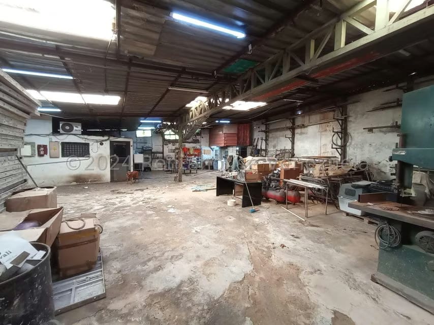 Comercial (Galpon - Deposito) en Venta en San Jose, Distrito Metropolitano - 5