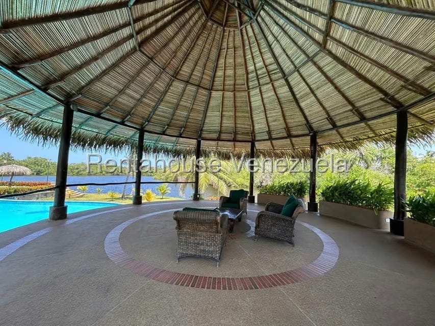 Apartamento (1 Nivel) en Venta en Los Canales de Rio Chico, Miranda - 12