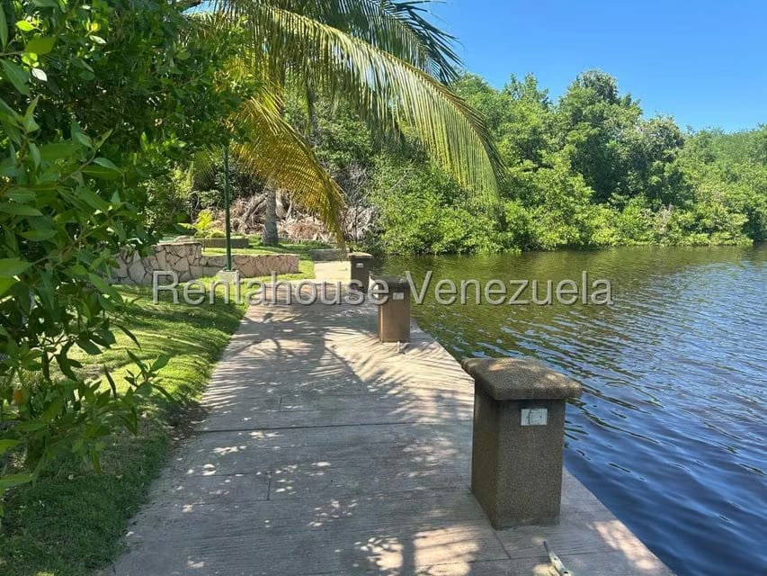 Apartamento (1 Nivel) en Venta en Los Canales de Rio Chico, Miranda - 8