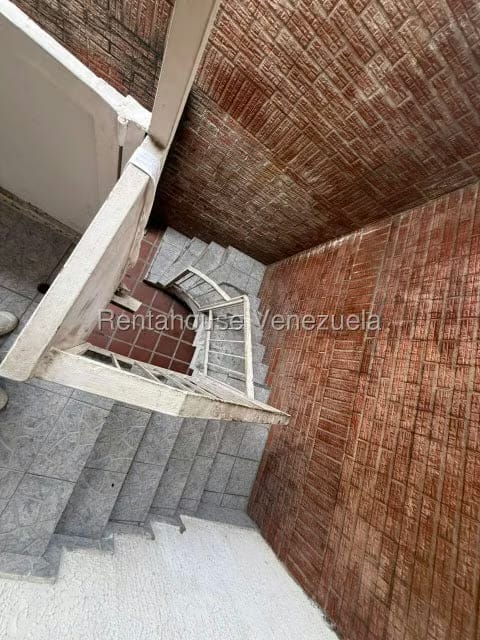 Casa (Multipes Niveles) en Venta en Guaicaipuro, Distrito Metropolitano - 12