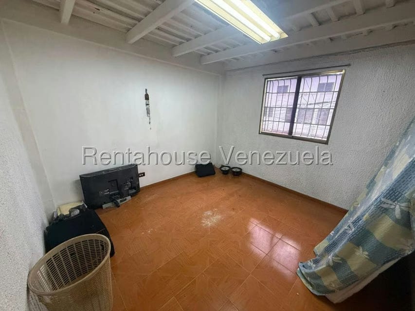 Casa (Multipes Niveles) en Venta en Guaicaipuro, Distrito Metropolitano - 20