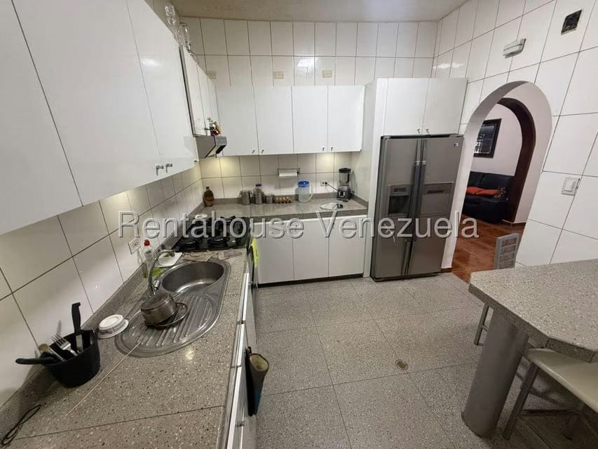 Casa (Multipes Niveles) en Venta en Guaicaipuro, Distrito Metropolitano - 3