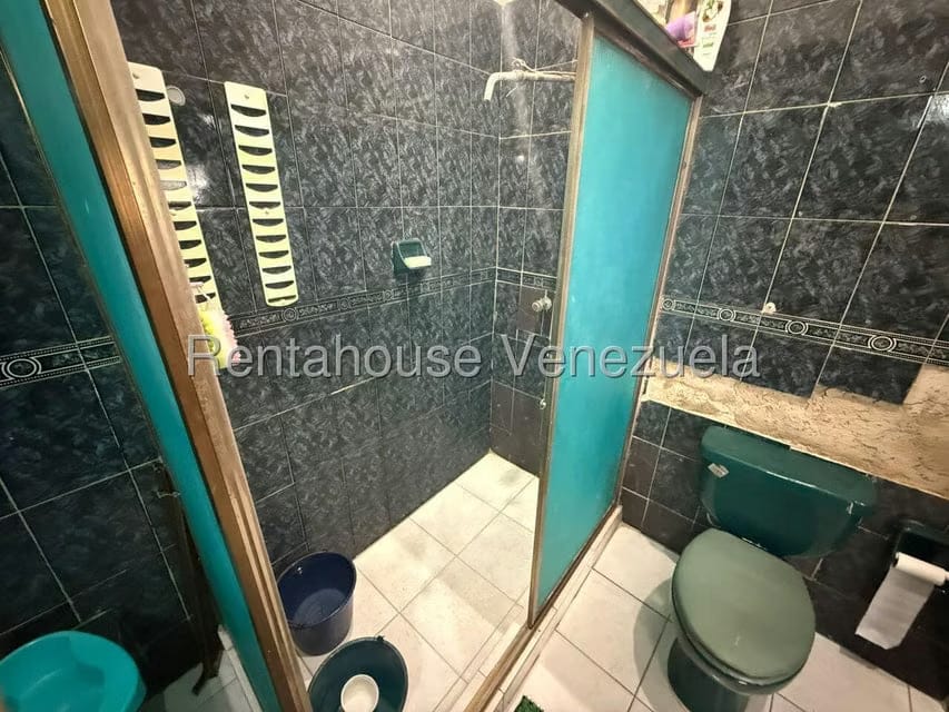Casa (Multipes Niveles) en Venta en Guaicaipuro, Distrito Metropolitano - 26