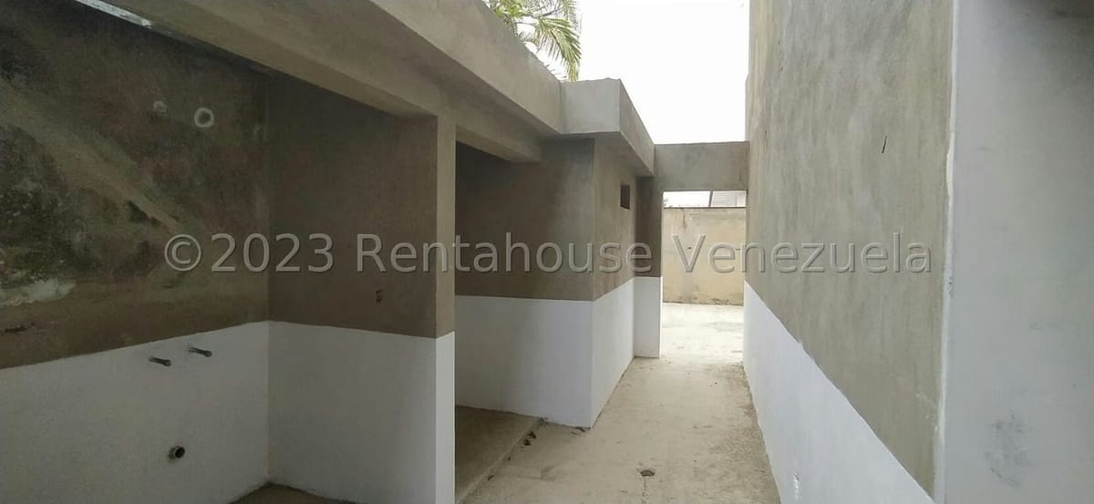 Casa (Duplex) en Venta en Sorocaima, Distrito Metropolitano - 22
