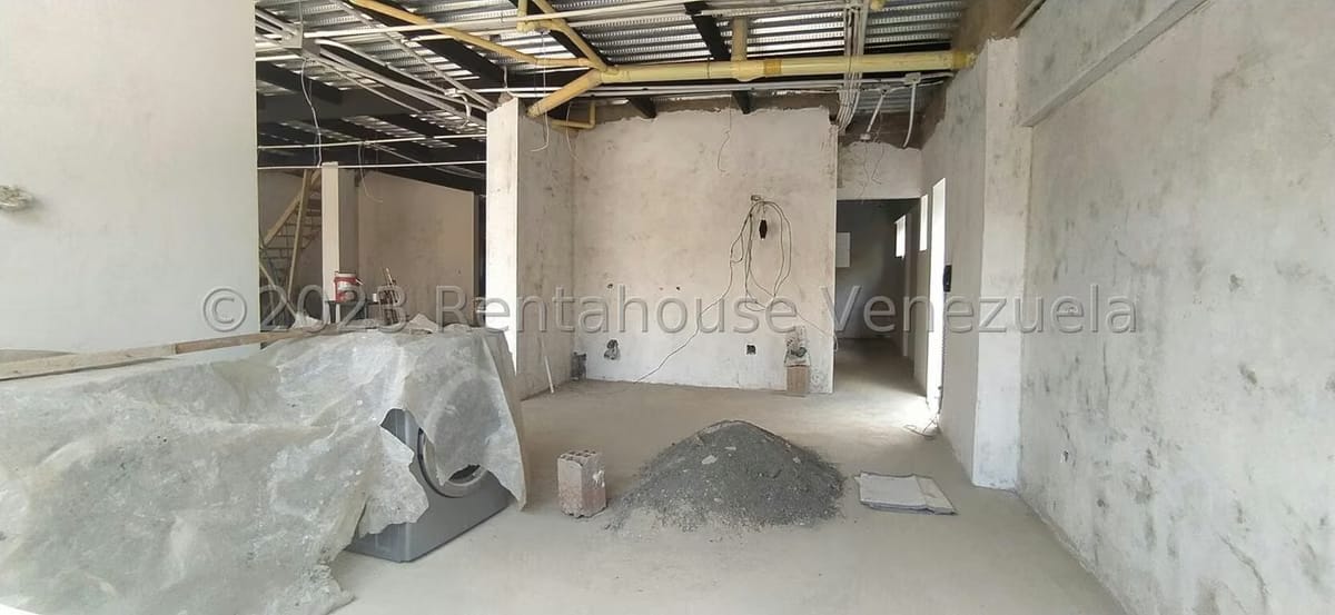 Casa (Duplex) en Venta en Sorocaima, Distrito Metropolitano - 35