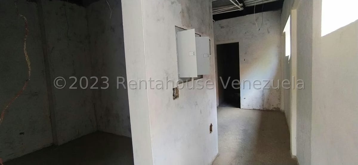 Casa (Duplex) en Venta en Sorocaima, Distrito Metropolitano - 38