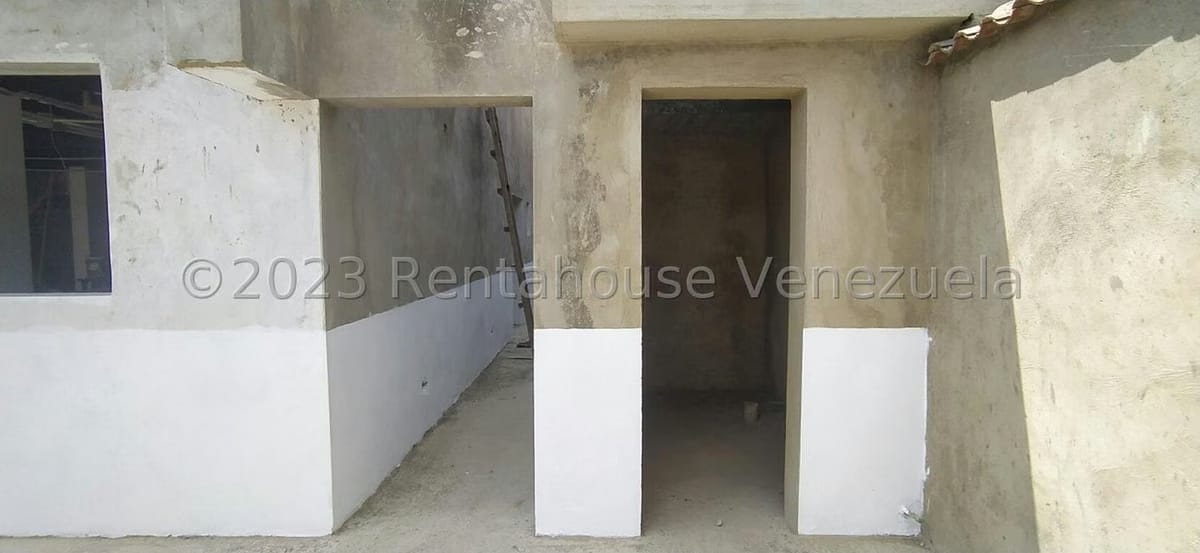 Casa (Duplex) en Venta en Sorocaima, Distrito Metropolitano - 40