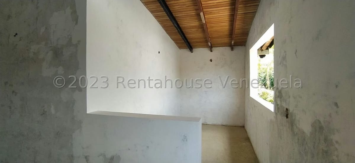 Casa (Duplex) en Venta en Sorocaima, Distrito Metropolitano - 43