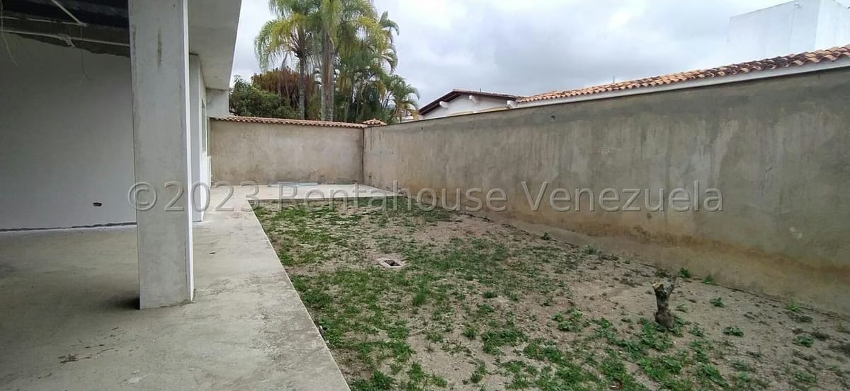 Casa (Duplex) en Venta en Sorocaima, Distrito Metropolitano - 45