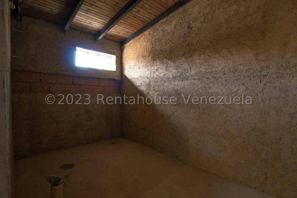 Casa (Duplex) en Venta en Sorocaima, Distrito Metropolitano - 49