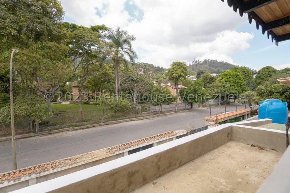 Casa (Duplex) en Venta en Sorocaima, Distrito Metropolitano - 51