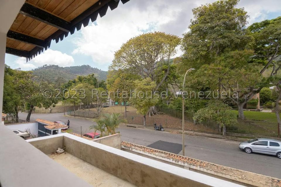 Casa (Duplex) en Venta en Sorocaima, Distrito Metropolitano - 52