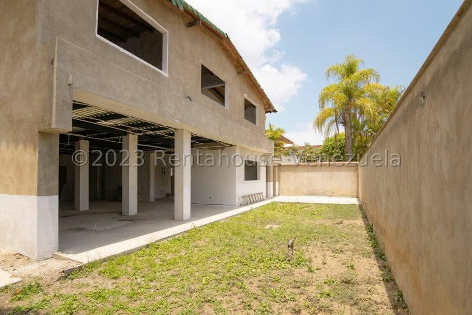 Casa (Duplex) en Venta en Sorocaima, Distrito Metropolitano - 61