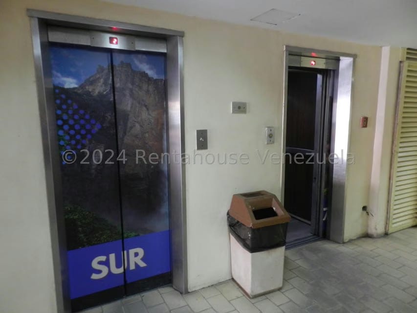 Comercial (Oficina) en Alquiler en Parroquia Santa Teresa, Distrito Metropolitano - 14