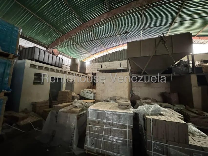 Comercial (Galpon - Deposito) en Venta en Alvarenga, Miranda - 21